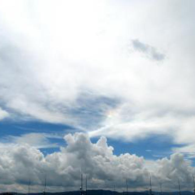 濃厚な雲。