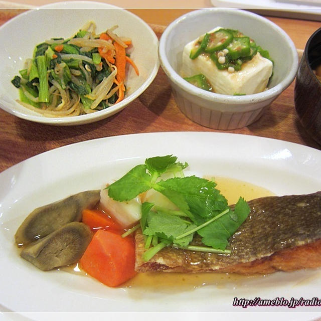 キレイと健康☆丸の内タニタ食堂 青森Week定食はプロテオグリカン あおもりPG使用