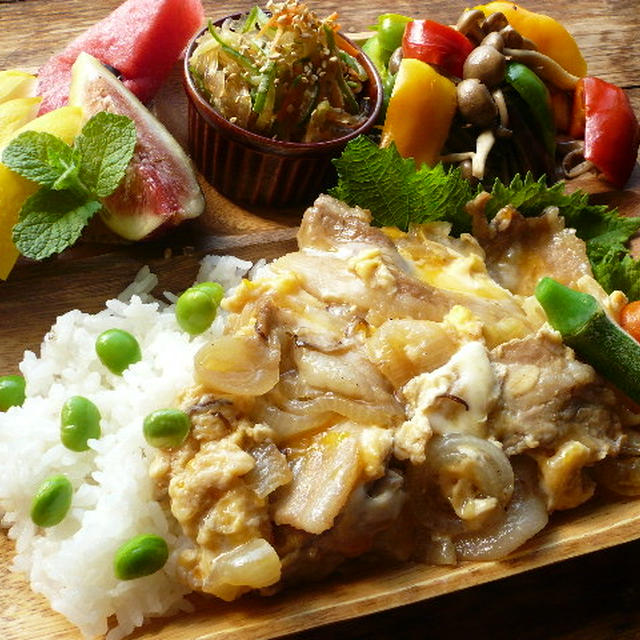 豚玉丼ランチ＆秋吉台♪
