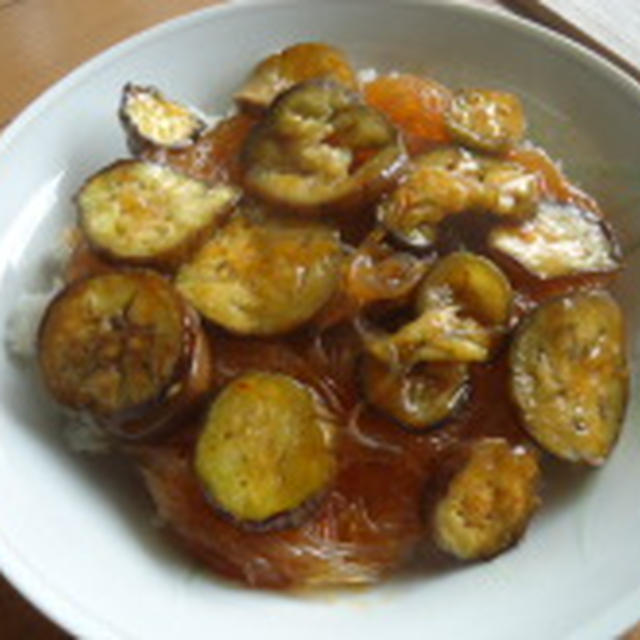 なすと春雨の麻婆丼