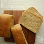 またしても、オーツ麦ふすまの低糖質パン。