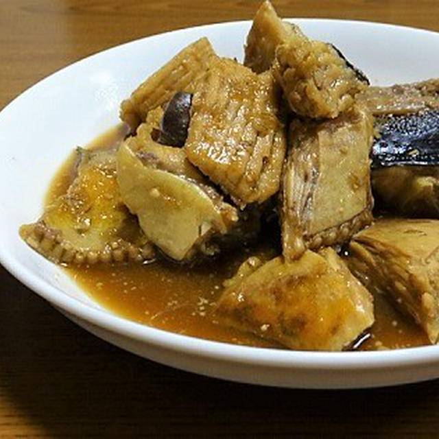 アカエイの味噌煮