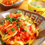 トマトソースの手打ちパスタとつばすのカルパッチョ