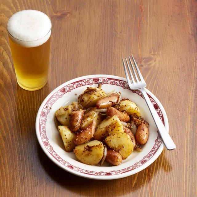 【肉つまみレシピ】ビールにベストマッチ「ジャーマンメタルポテト」