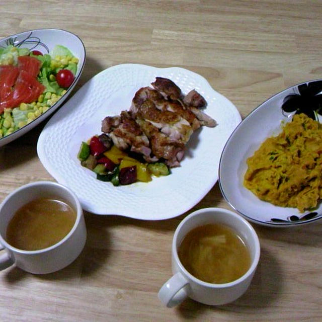 昨夜は鶏のパリパリソテーなど～！
