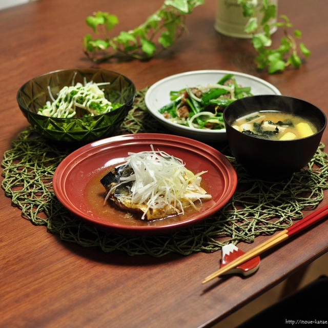 （オットはサバ嫌い）サバの煮つけとにらもやし炒めで晩ごはん