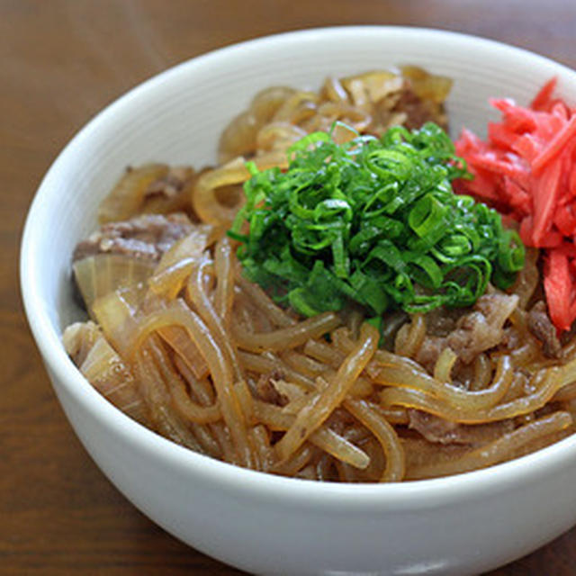 吉野家風牛丼のつゆで「牛すき丼」