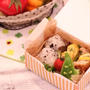 カフェ弁当☆おにぎりとチキンのガーリックソテー弁当・岩牡蠣～？？！！