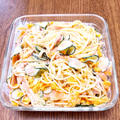 サラダパスタ