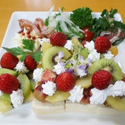 フルーツとサラダな朝ごはんとアメジストセージ～