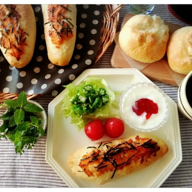 ８時だよ！！全員集合～♡今朝は明太子フランス＆シュガバタートップだよ(^^♪
