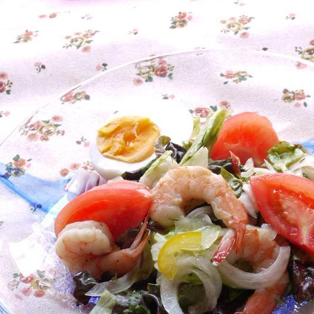 スパイス大使レシピ＜ハウススパイスクッキング「シーフードマリネ」で、海老のサラダ＞ふたたび