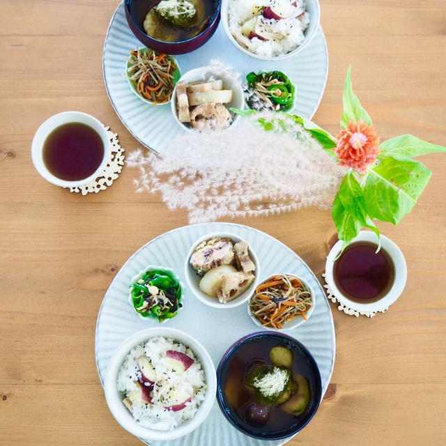 我が家の早い晩ご飯（さつまいもご飯）…
