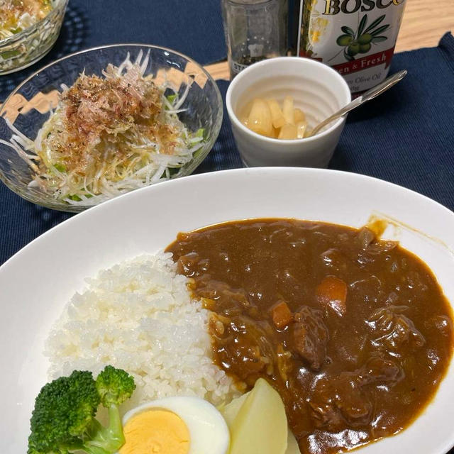 ビーフカレーの夕飯