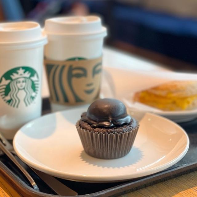 久々のスタバで真っ黒なチョコレートケーキ＆楽天マラソンのお買い物♪