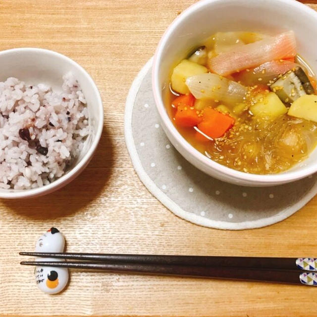 ニンニク風味の食べるおかず中華スープ