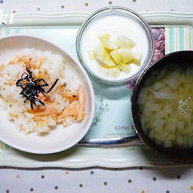 ﾟ･*:.｡.【離乳食】鮭ちらし.｡.:*･ﾟ
