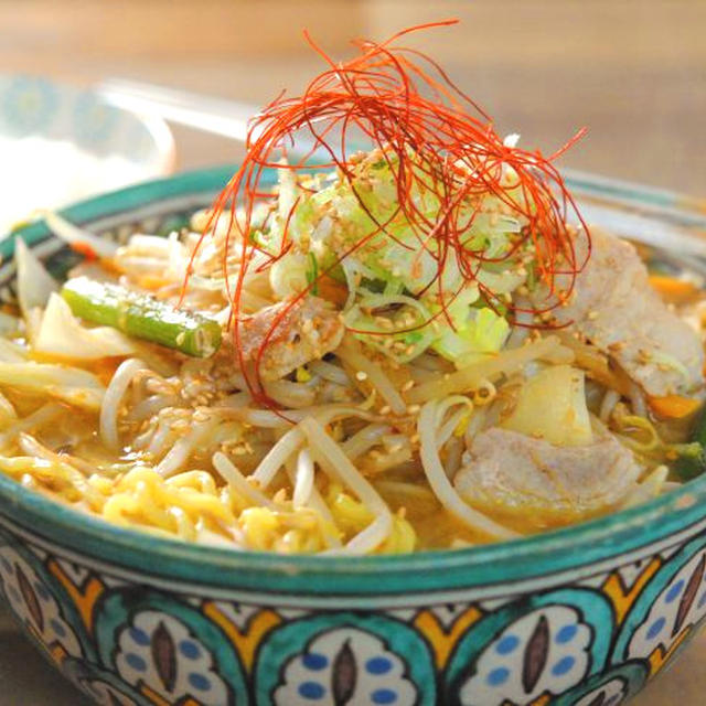 味覇で作る☆野菜たっぷりスタミナ辛味噌ラーメン