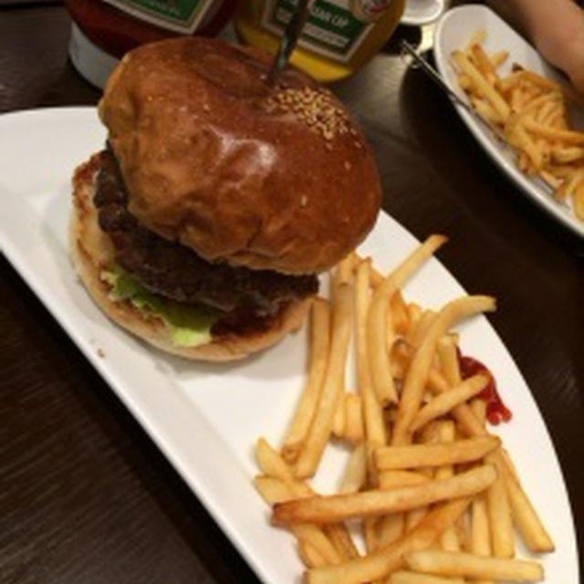 日本橋のハンバーガー