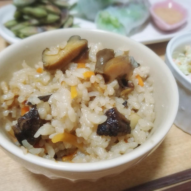 【 家ごはん 】 サザエの炊き込みご飯♪
