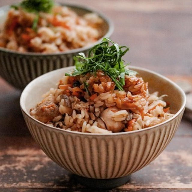 ３合があっという間に完売！鶏ごぼうの炊き込みご飯♡
