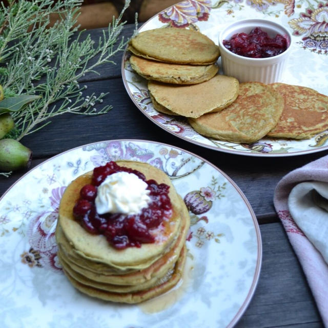 Buckwheat Pancakes with Cranberry Sauce  そば粉のパンケーキクランベリーソース添え