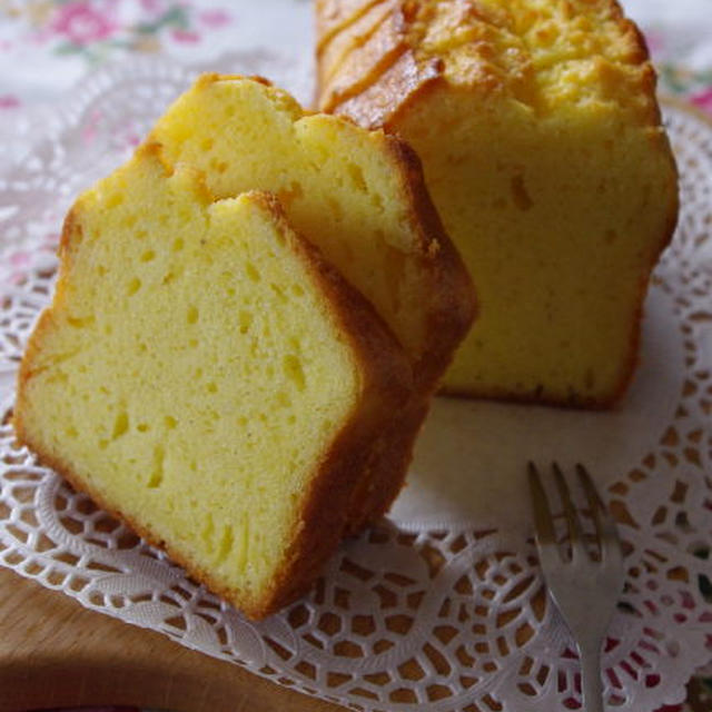 バニラ風味のパウンドケーキ