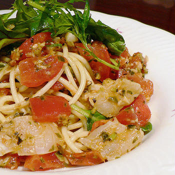 トマトとホタテの冷製パスタ