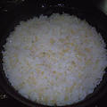 湯立てで白米（９６６）。。。宮城県栗っこ栗原産特別栽培米やまのしずく・白米（あいざわ米店）と茨城県産うまかっぺコシヒカリ玄米・新米（あいざわ米店）