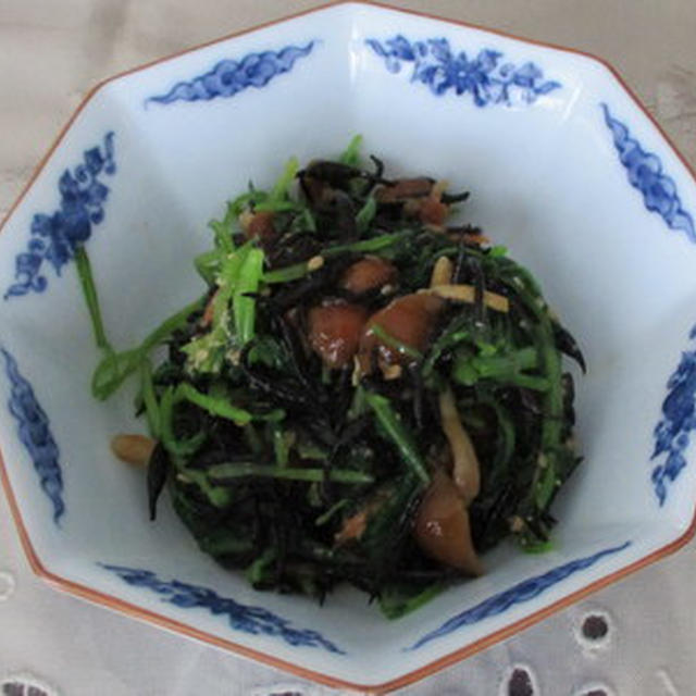 つまみ菜とひじきの和え物★★★