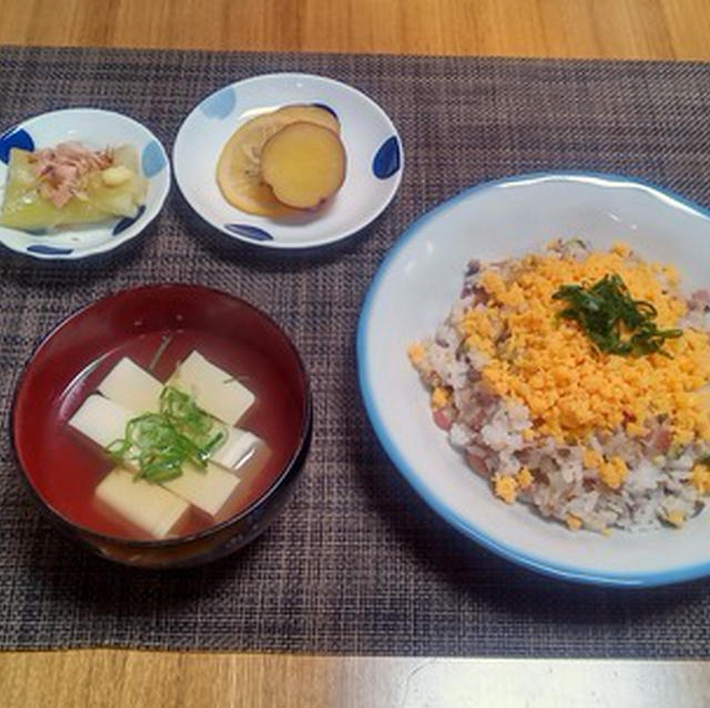 副産物の有効利用ｄｅ晩御飯☆鯵の干物さっぱり散らし寿司♪☆♪☆♪