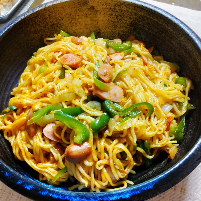 ◆冷めてもくっつかない☆焼きそばナポリタン、と母＆義母への贈り物♡