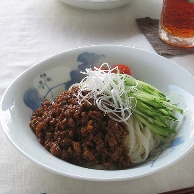 夏休みのランチに・・・ジャージャー麺♪