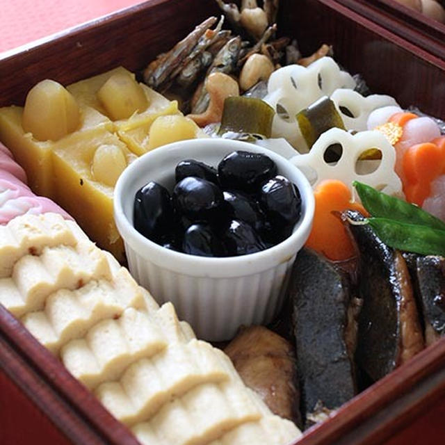 ２０１４年、ありがとうございました！そして我が家のおせち。