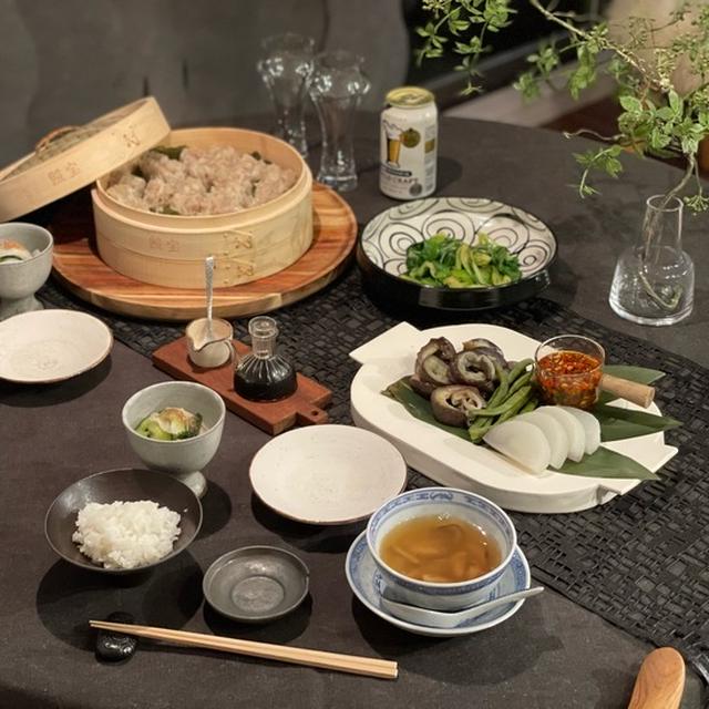 シュウマイと蒸し野菜プレートと青梗菜炒めの夜ごはん　と、今ぼくちん（相変わらず甘えてます）
