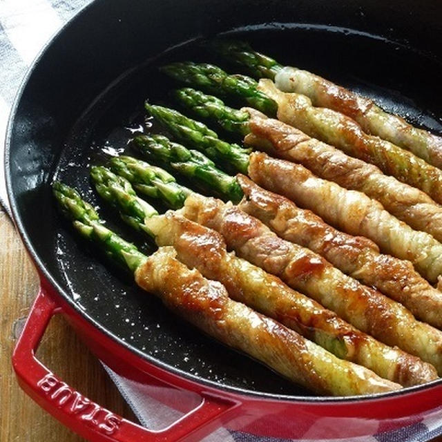 ストウブでアスパラの豚肉巻きと、とうもろこしご飯♪