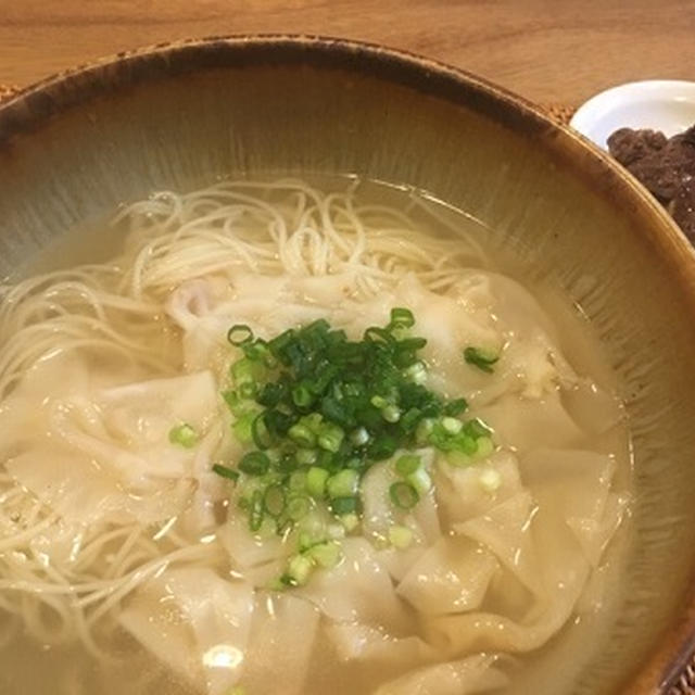 ワンタンにゅう麺