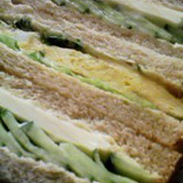 「キュウリ&チーズサンド・たまごサンド」