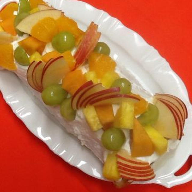 来週のクリスマスケーキはいちごが入ります！