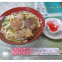 沖縄北部やんばる『食堂ひまわり』人気の「牛肉そば」定番「沖縄そば」ぷるぷる「ソーキそば」