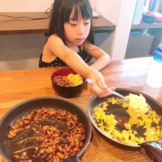 朝ごはんはそぼろ丼でいい！！