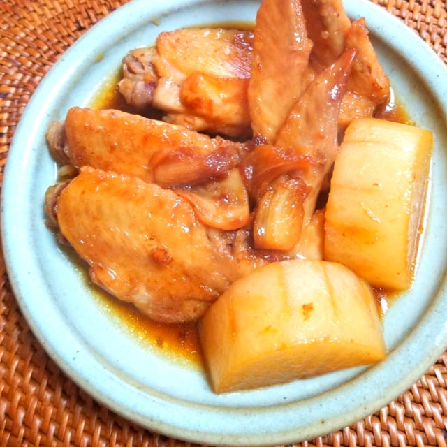 手羽先と大根の土佐酢煮　そして…