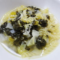 マ・マーの早茹でパスタで☆２種のキャベツと新玉ねぎのミネストラ