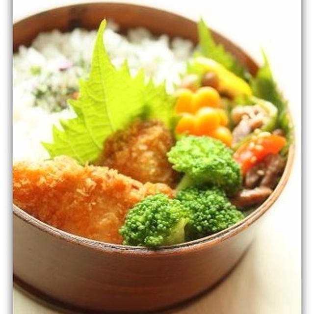 ワタシ弁当✿サーモンフライのおべんとう