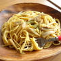 さば味噌の煮汁とごぼうのパスタ