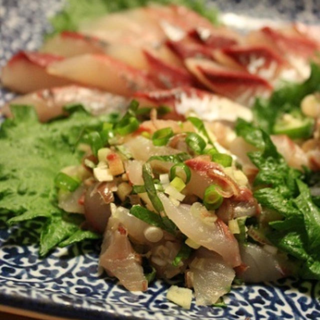 夫の釣ってきた鯵で定番のたたきとフライ