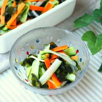 レモンでさっぱり～三色野菜のすっぱサラダ (レシピ)