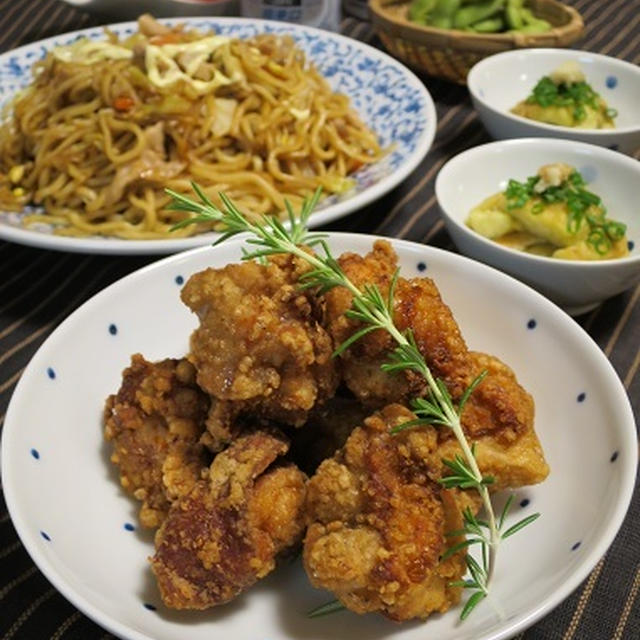 オットにお疲れさんのビールを♪ 唐揚げと太麺焼きそば