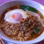 朝ラーメン!!  納豆・目玉焼き乗せ~♪
