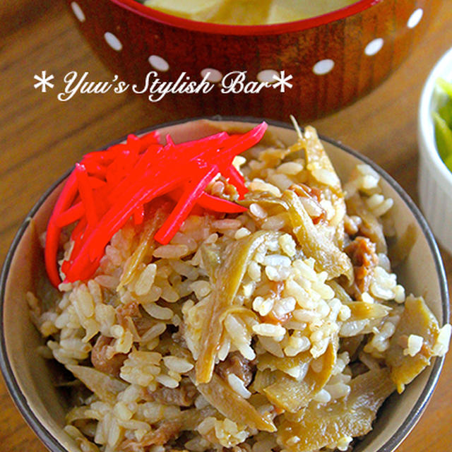 レンジで作れる本格炊き込みご飯！お弁当にも！『味しみ♡牛ゴボウ飯』《簡単*節約》